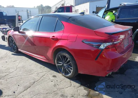 2021 Toyota Camry Xse Awd z USA, uszkodzony, nr VIN 4T1K61BK4MU043522